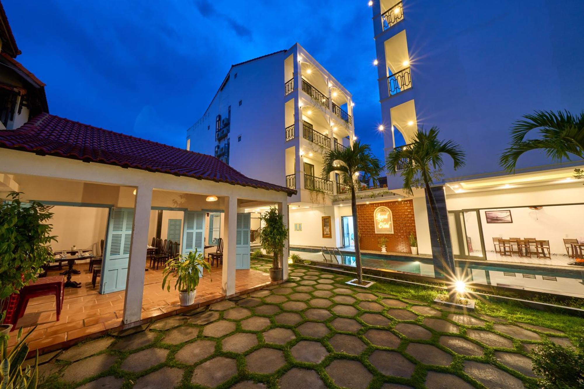 Hoi An Legend Charm Boutique Hotel Bagian luar foto