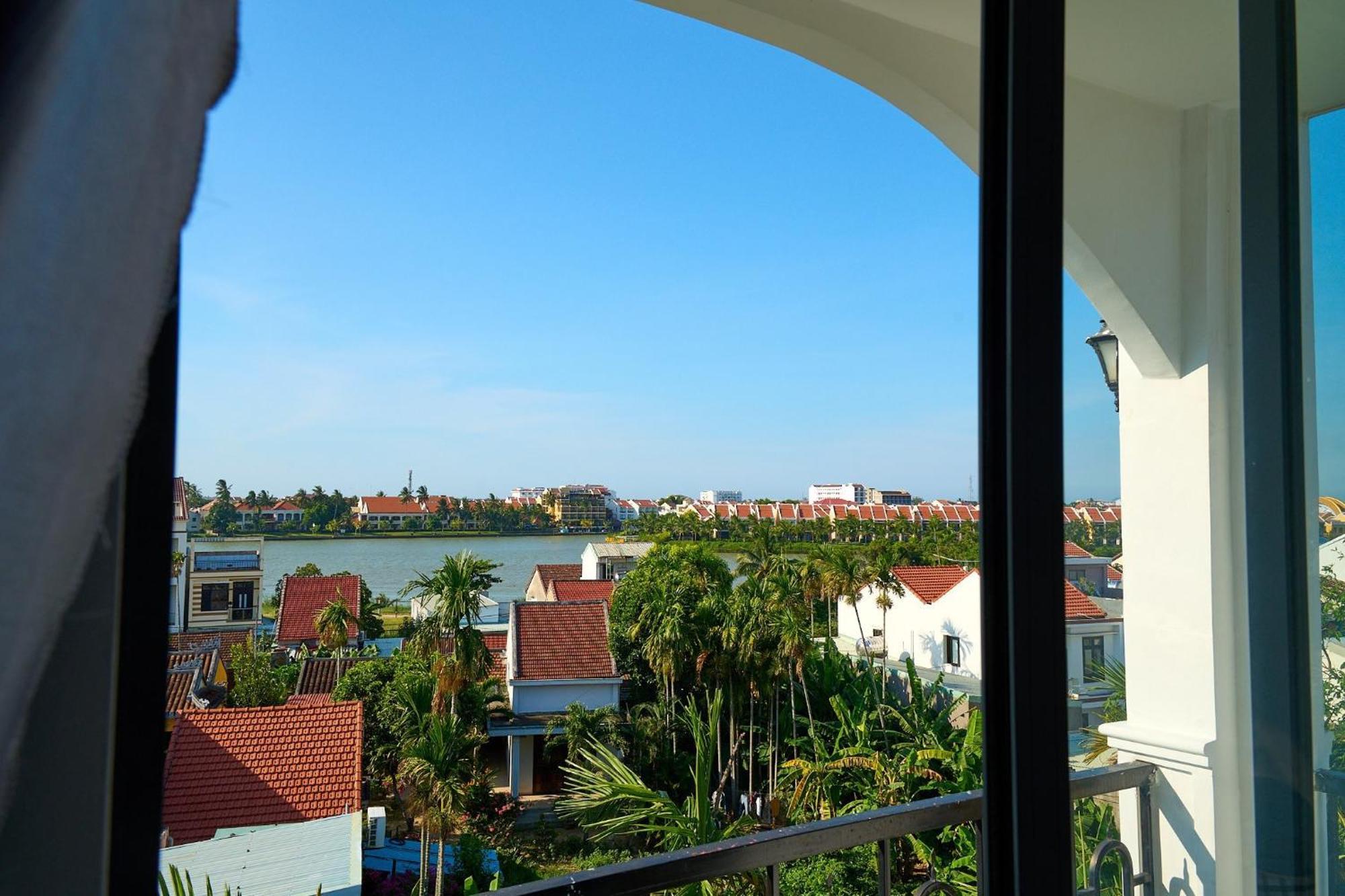 Hoi An Legend Charm Boutique Hotel Bagian luar foto